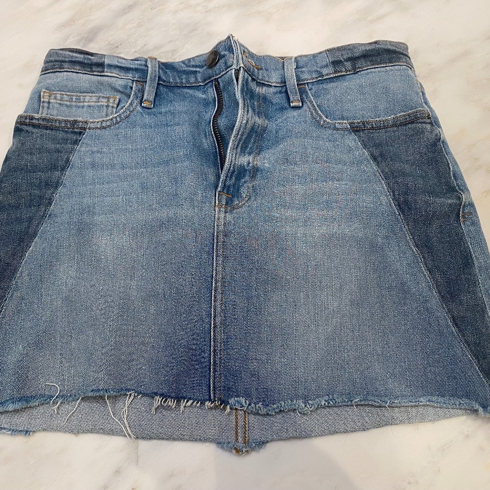 FRAME mini denim skirt size 26